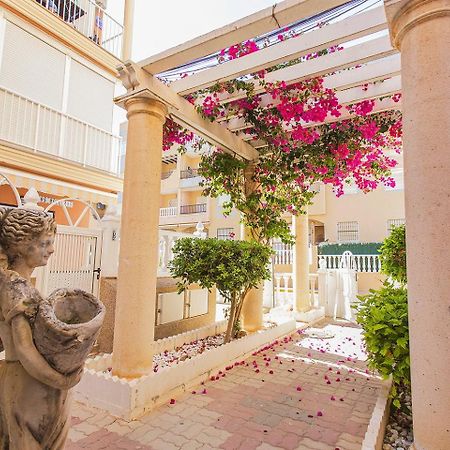 33 Beach Terrace - Alicante Real Estate 라 마타 외부 사진